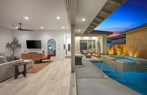 La Quinta Casa | Escape to Paradise in New PGA West Villa w private pool