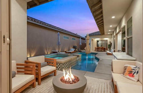 La Quinta Casa | Escape to Paradise in New PGA West Villa w private pool