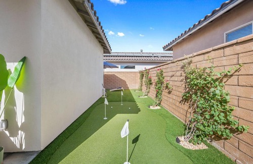 La Quinta Casa | Escape to Paradise in New PGA West Villa w private pool