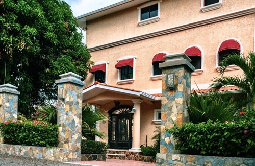 Boca Corona Apartamento | Escape to Paradise Beachfront Suites at Panama's Premier Hotel Nautilus Suite