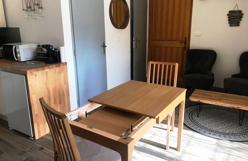 Souvignargues Villa | Escattou : with swimming pool, private garden in a quiet area