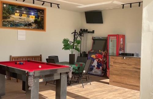 Brotas Hotel | Espaço Alvorada com Banheira ,agendamento das atividades, café da manhã no centro