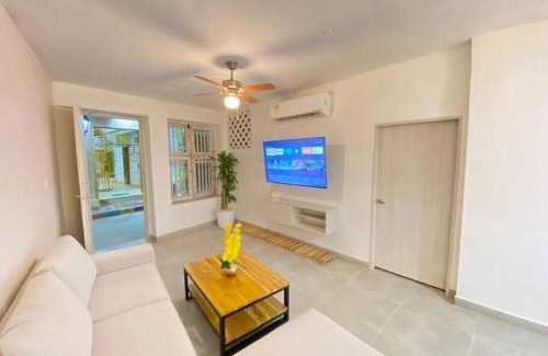 Cartagena Walled City Villa | ESPECTACULAR CASA EN EL CENTRO CON JACUZZI GRANDE