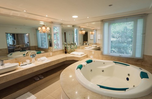 Bairro Lago Negro Hotel | Estalagem St Hubertus