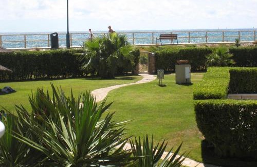 Els Griells Apartamento | Estudio renovado con acceso directo a la playa, piscina y jardín en L'Estartit - ES-323-35