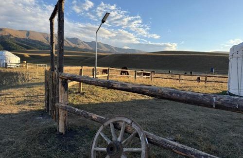 Almaty Province Cama Y Desayuno | Ethno Shalkode resort