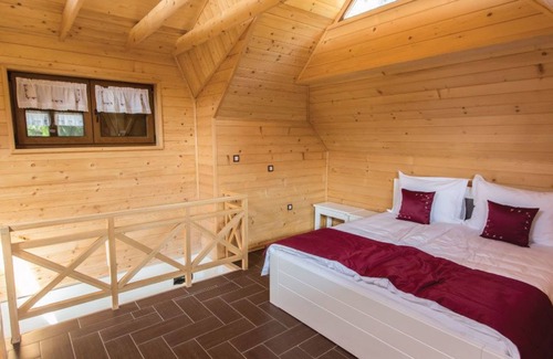 Vrdnik Hotel | Etno Naselje Vrdnička Kula