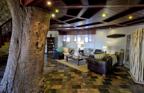 Kamanjab Hotel | Etosha Mountain Lodge