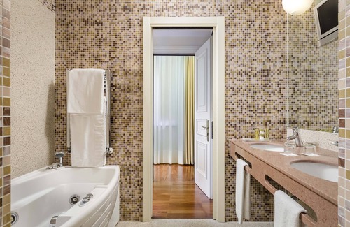 Centro Storico Hotel | Eurostars Centrale Palace