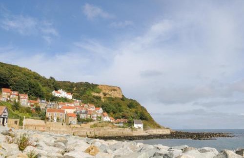 Runswick Bay Casa | Evergreen House