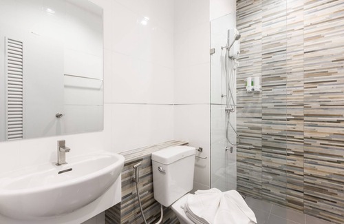 Ban Pa Yang Hotel | Evergreen Suite Hotel