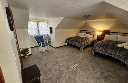 Stockton Casa | Everything you need!