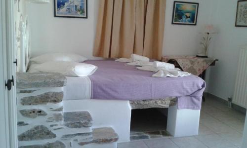 Tholaria Casa | Evi's Studios