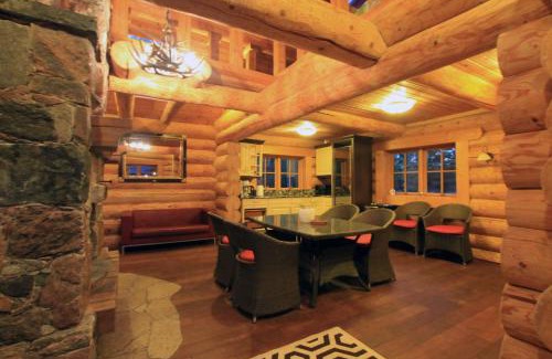 Hara Chalet De Esquí | Excellent log house with a sauna in Lahemaa!