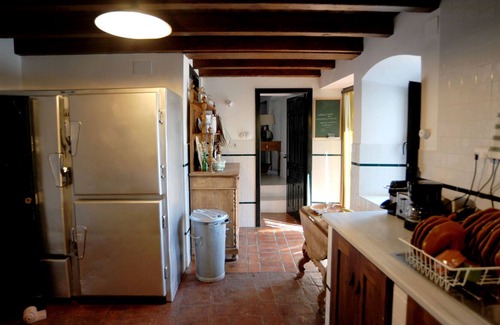 Herguijuela Cabaña | Excepcional finca en Extremadura. Casa rural con piscina privada y viñedo propio