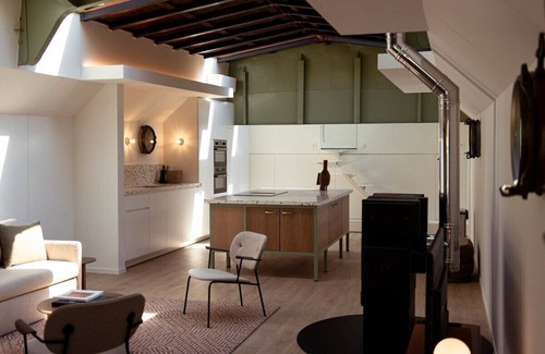 Ghent Alquiler De Eote | Exceptional Houseboat in Ghent's waters