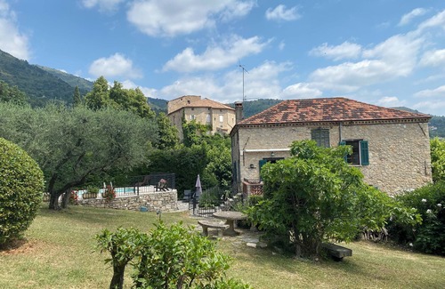Seillans Villa | Exceptional Provençal Bastide with private pool and garden in medieval town