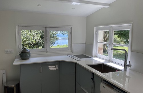 Ile-aux-Moines Casa | Exceptional site with wide open spaces and family sea access