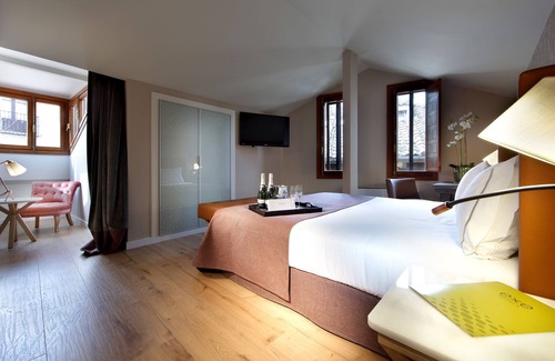 Centro histórico de Segovia Hotel | Exe Casa de Los Linajes