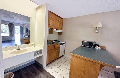 Ridgeway Hotel | Executive Inn Ridgeway I-77