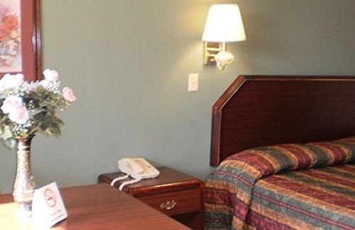 Covington Hotel | Executive Inn & Suites - Covington