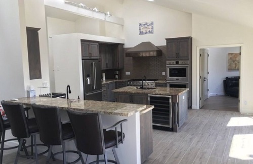 Mendocino Casa | Amplias vistas al mar, totalmente remodeladas, a 5 minutos del pueblo