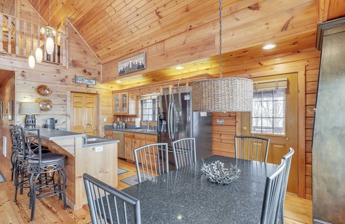 Lynn Cabina | Experience Luxury at The Sanctuary in Hendersonville