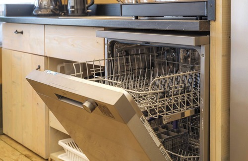 Lathum Casa | Experience luxury glamping in the elevated Safari Tent Ranger by the water.