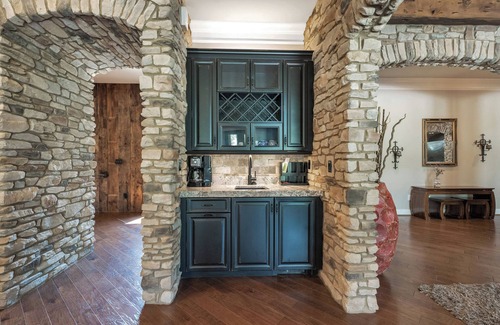 Keene Casa | Experience the charm of Kentucky with cosy stay!