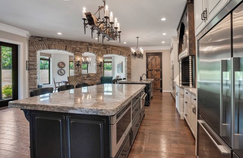 Keene Casa | Experience the charm of Kentucky with cosy stay!