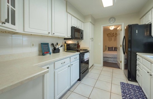 Deltona Lakes Casa | ¡Experimenta la comodidad que mereces mientras estás de vacaciones!