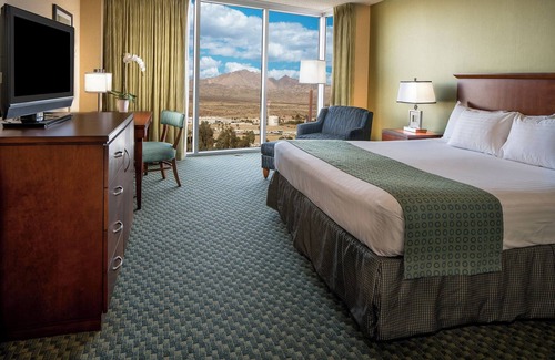 Laughlin Hotel | Experience The Nevada Wilderness! Affordable Stay Surrounded By National Parks