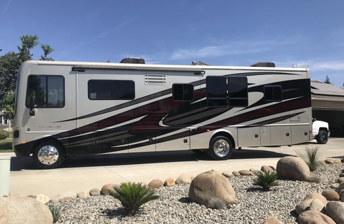 Porterville Casa | Experience THE RV Life