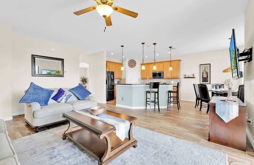 Legacy Park Casa | Experience the ultimate getaway at our 4-bedroom