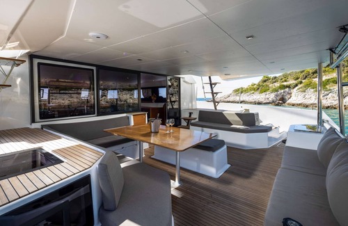 Great Mountain Alquiler De Eote | Nueva marca Sanoa 47, increíble experiencia en catamarán con tripulación