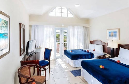 Rodney Bay Hotel | Exquisite Unit w/ Access to Splash Island Water Park! Near Rodney Bay Marina