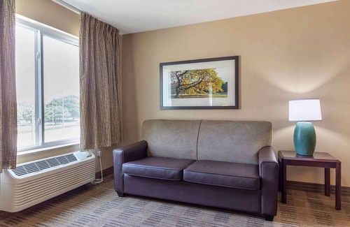 Grandview Hotel | Extended Stay America Suites Los Angeles Glendale