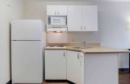 Delthorne Hotel | Extended Stay America Suites Los Angeles Torrance Blvd