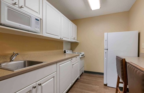 Daytona Beach Hotel | Extended Stay America Suites Daytona Beach Speedway