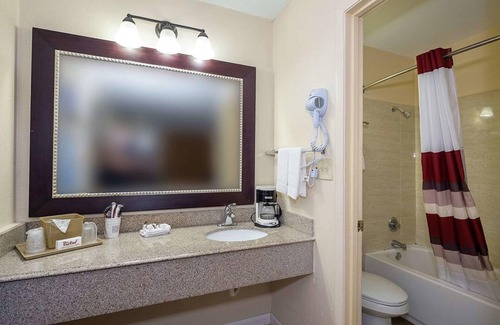 National Gardens Hotel | Extended Stay - Ormond Beach