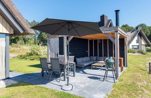 Westerbork Casa | Extra luxury 4-person accommodation in the holiday park Landal Drentse Lagune