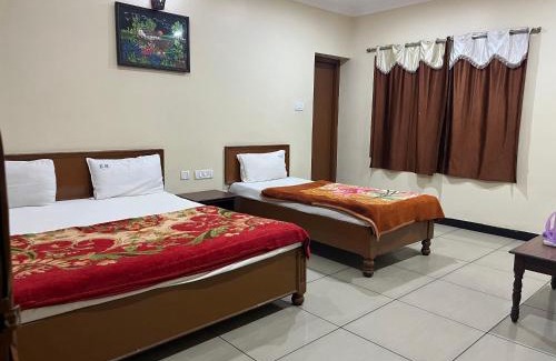 Kodaikanal Hotel | EZHIL Residency