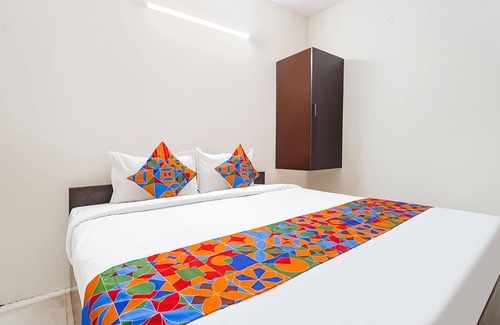 Valasaravakkam Hotel | Fabexpress Epic Residency