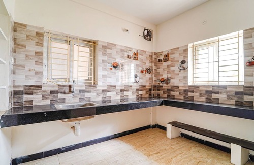 Peelamedu Hotel | Fabexpress Honey Residency