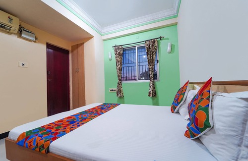 Arappalayam Hotel | Fabexpress Sivabhagya Annex