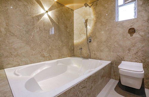 Mira Road East Hotel | Fabhotel Aqua Rooms