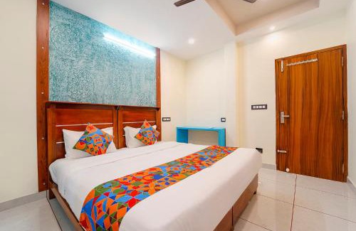 Kochi Apartamento | FabHotel Kafeel Homes