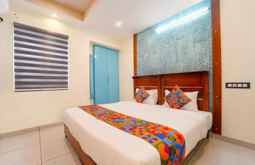 Kochi Apartamento | FabHotel Kafeel Homes