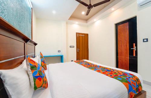 Kochi Apartamento | FabHotel Kafeel Homes
