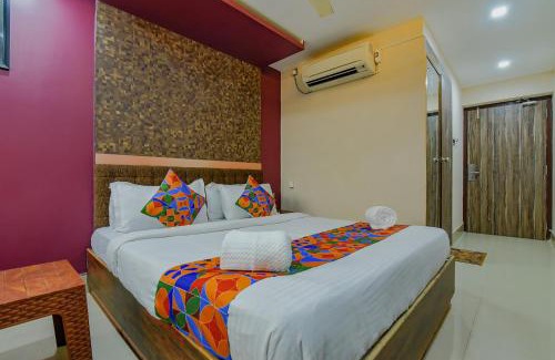 Bhubaneshwar Hotel | FabHotel Middleton Desire - Nr Niladri Vihar Square